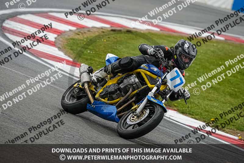 donington no limits trackday;donington park photographs;donington trackday photographs;no limits trackdays;peter wileman photography;trackday digital images;trackday photos